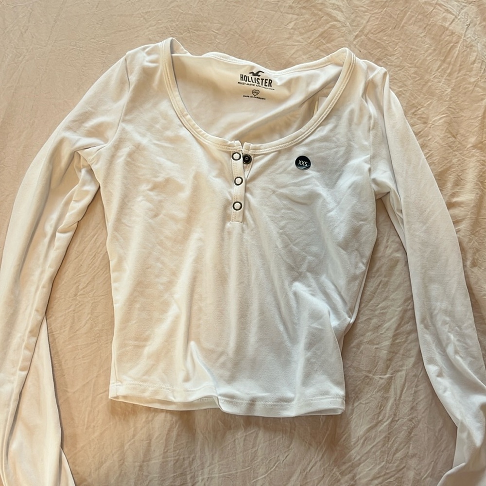 Hollister shirt